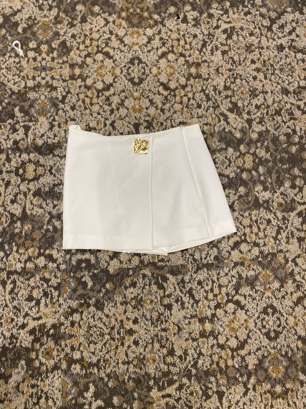 Zara White High-Waist Skort with Gold Emblem